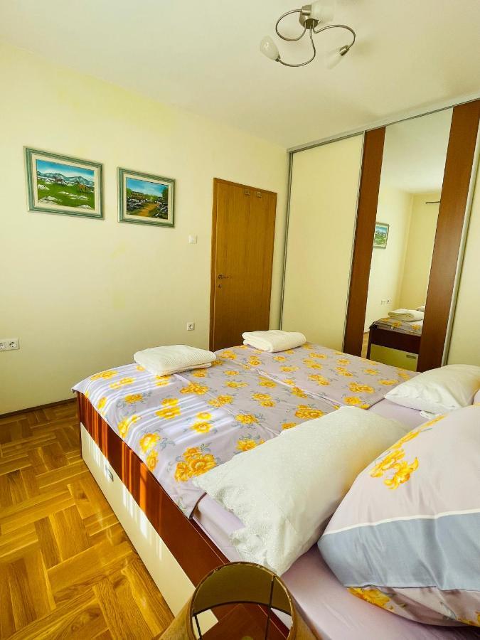 Apartment Mandarina ดูกีรัท ภายนอก รูปภาพ