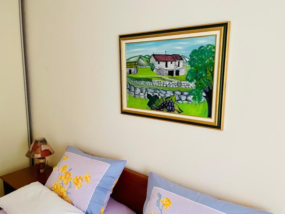 Apartment Mandarina ดูกีรัท ภายนอก รูปภาพ