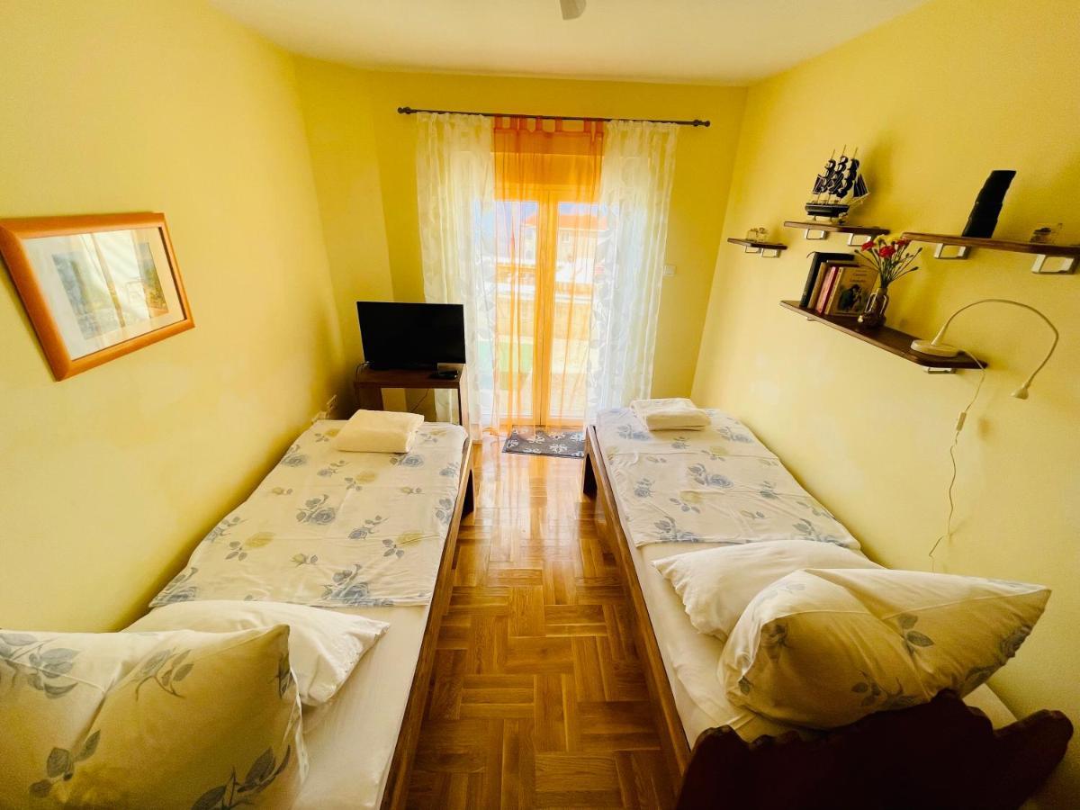 Apartment Mandarina ดูกีรัท ภายนอก รูปภาพ